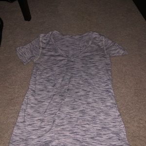 Lululemon top
